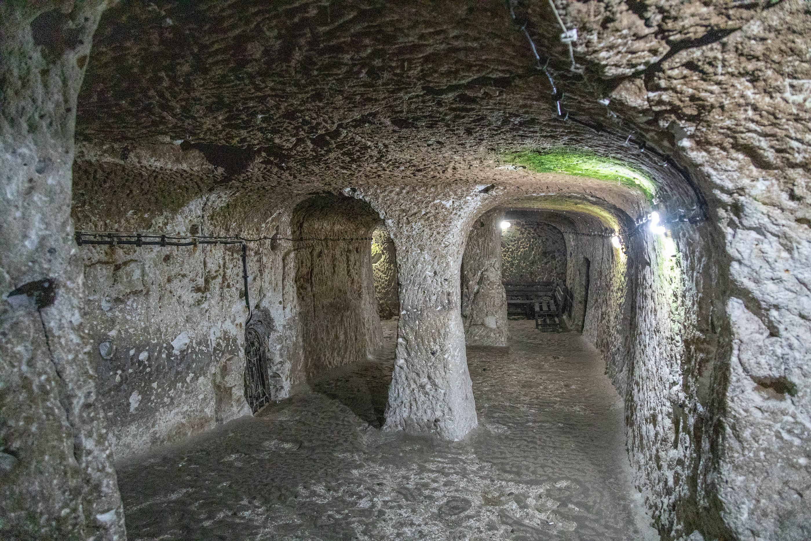 Пещерный город Деринкую