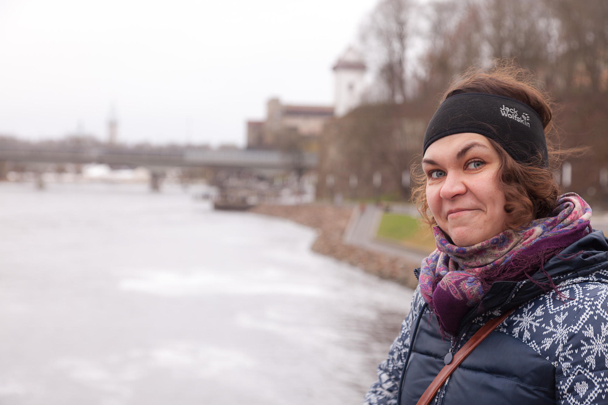 Ю и набережная