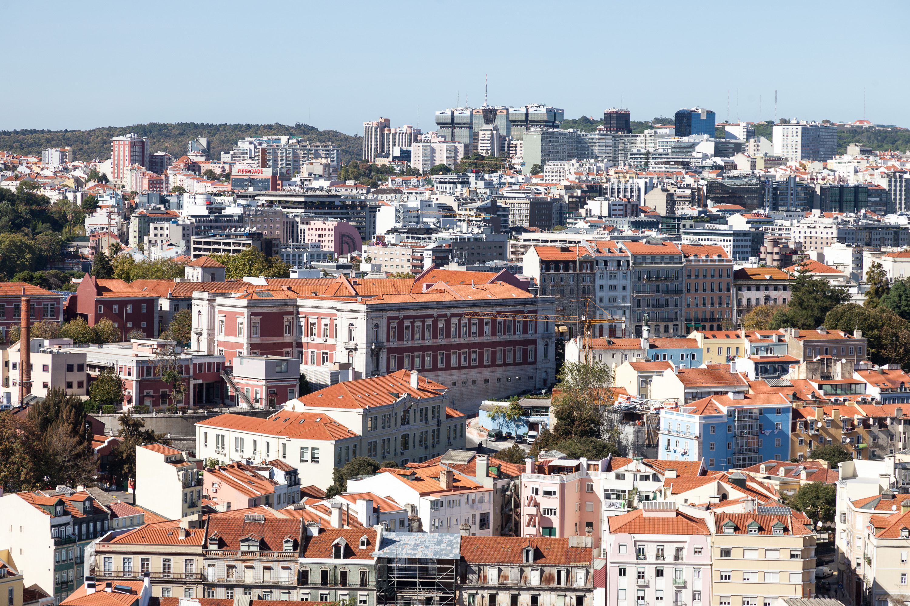 Вид со смотровой площадки Senhora do Monte