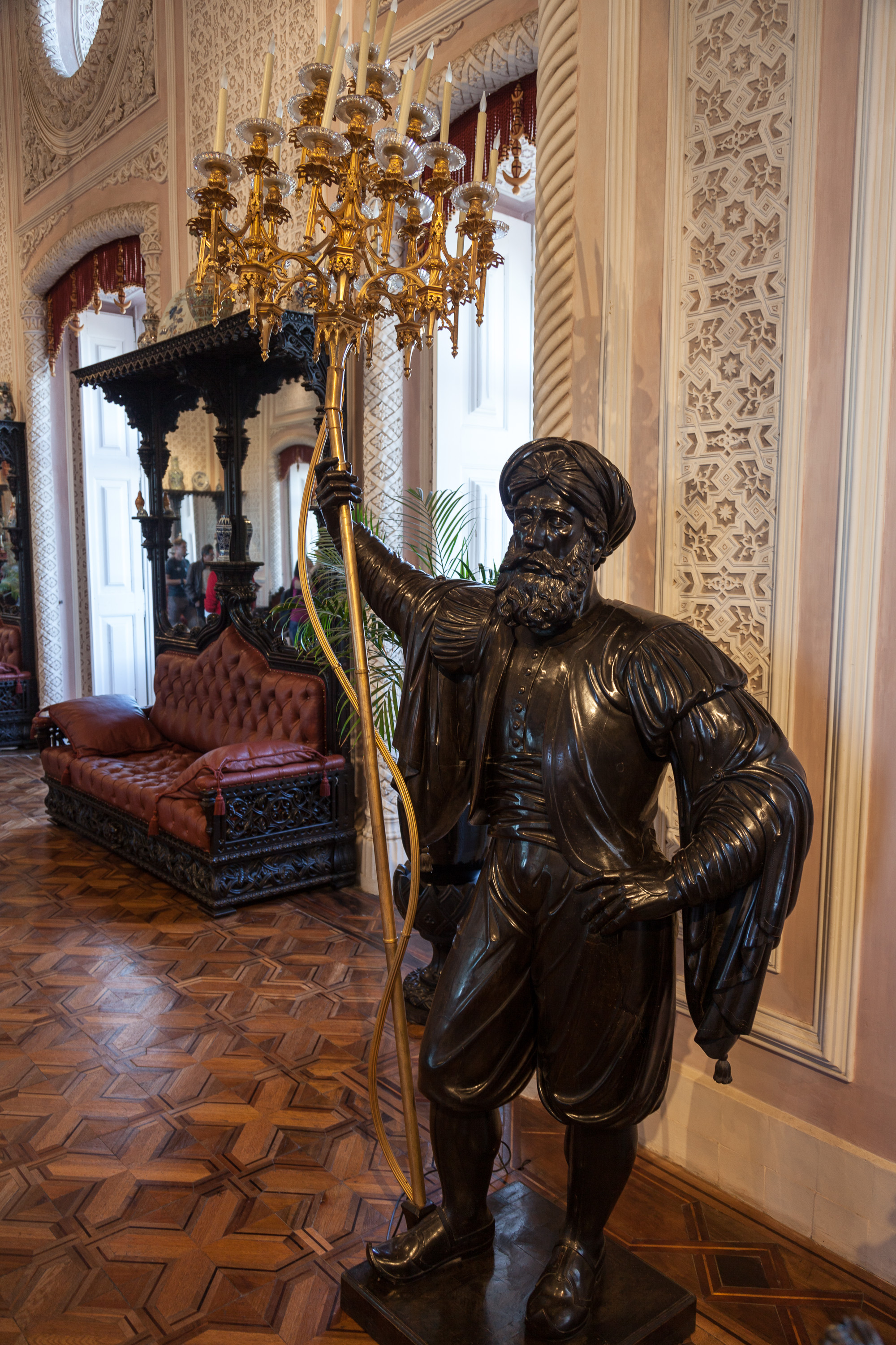 Интерьеры дворца Пена