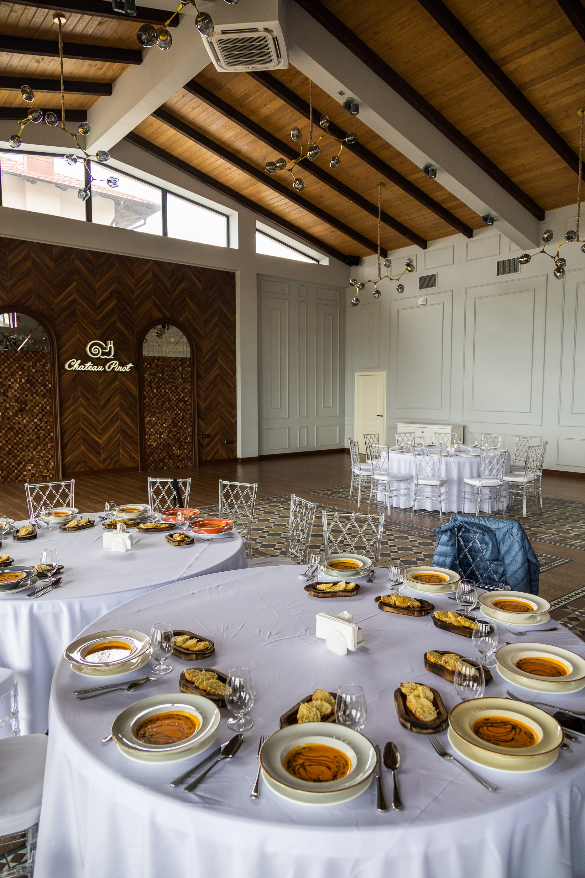 Обед в Шато-Пино