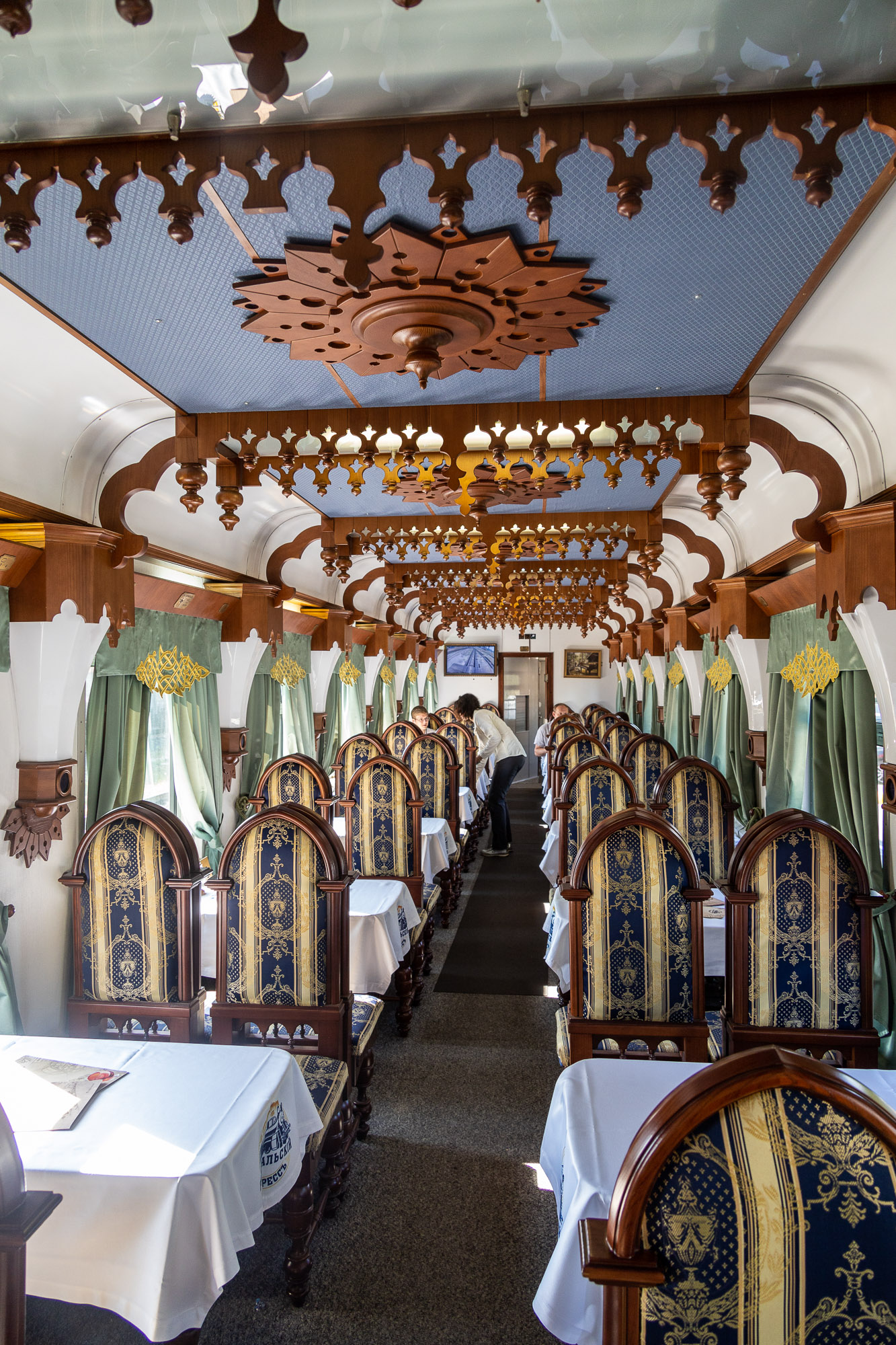 Вагон-ресторан "Рускеальского Экспресса"