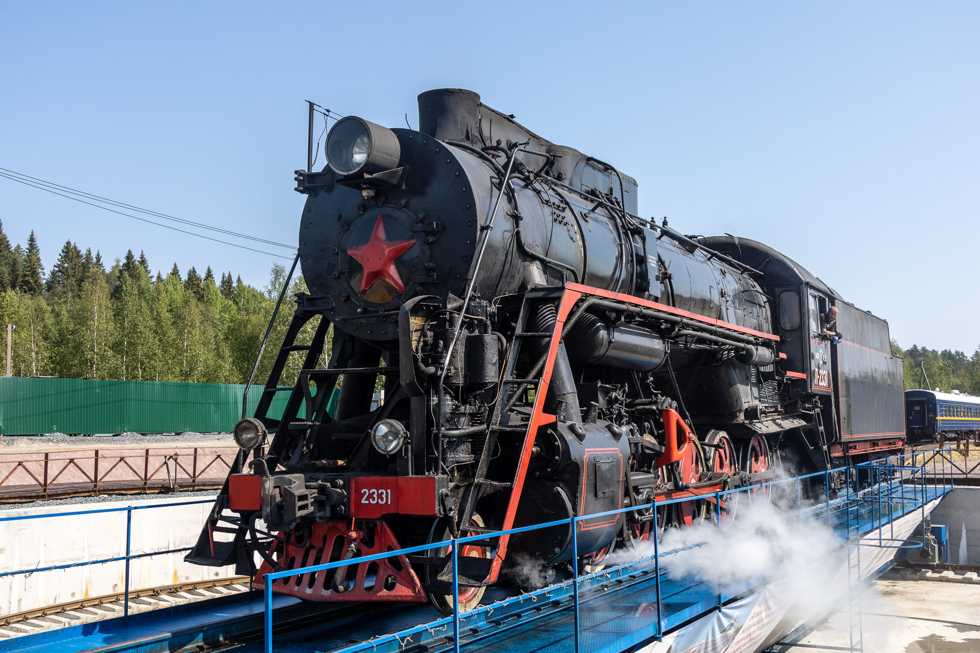 Паровоз на поворотном круге