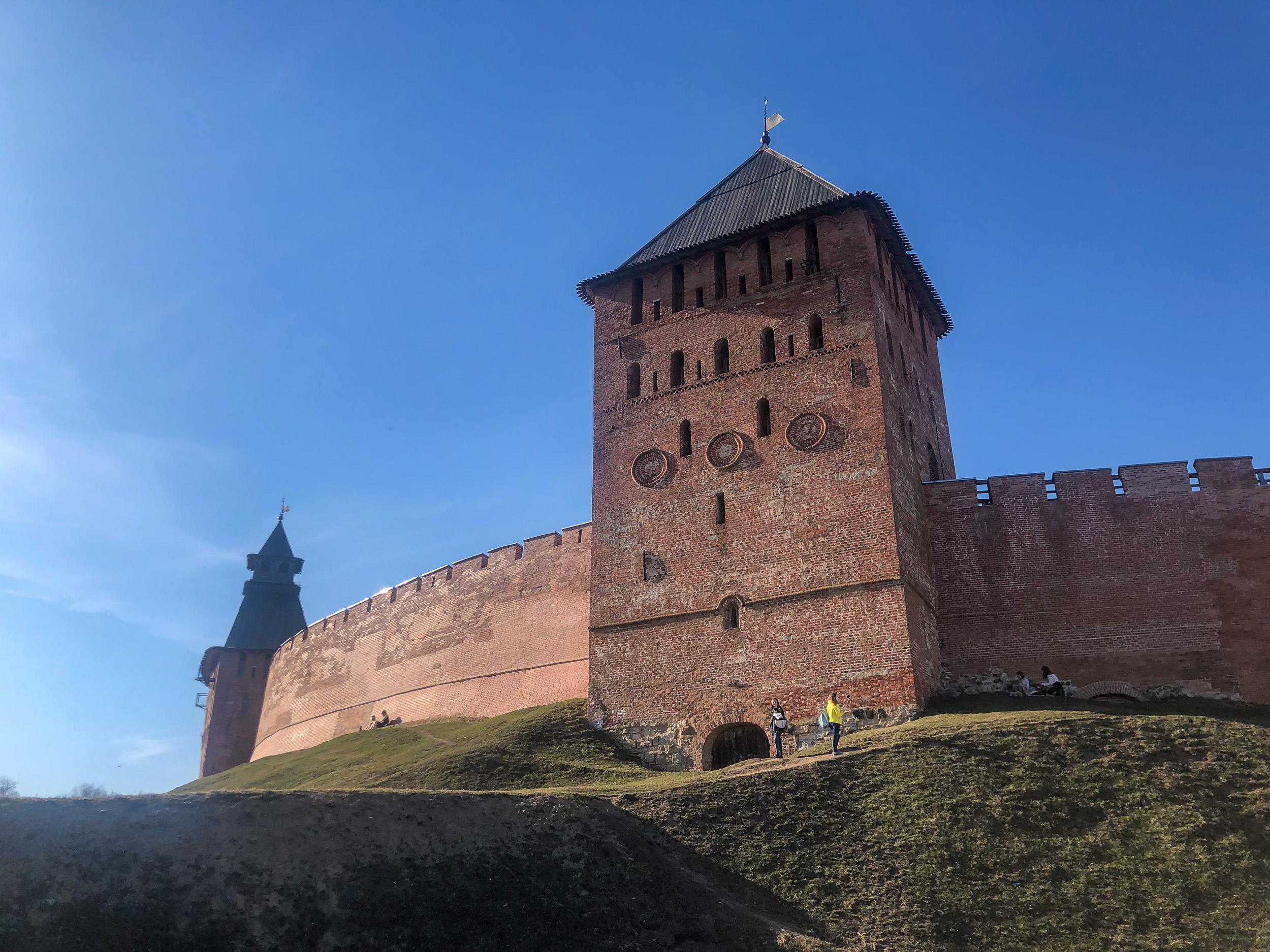Новгород
