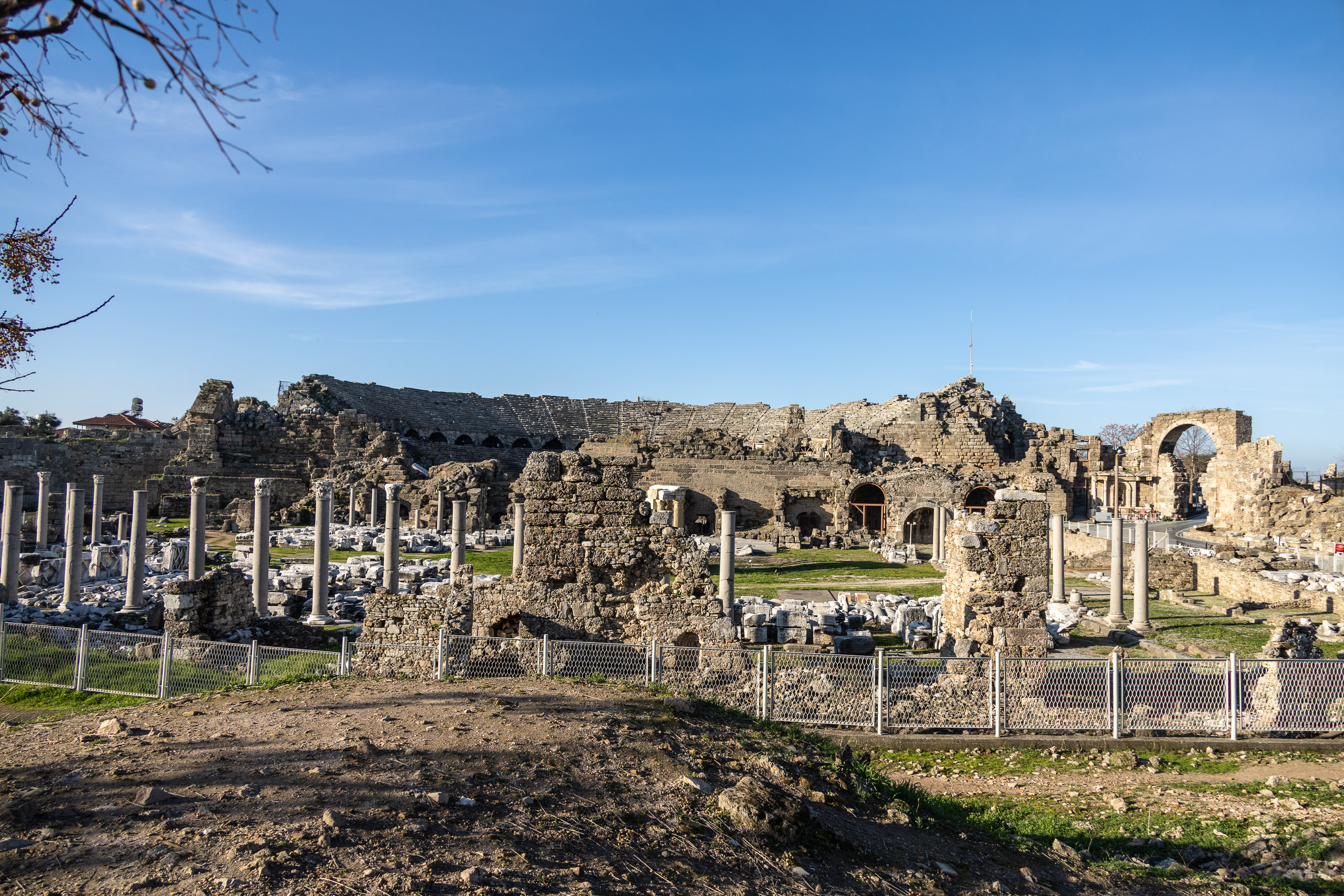 Руины древнего Сиде