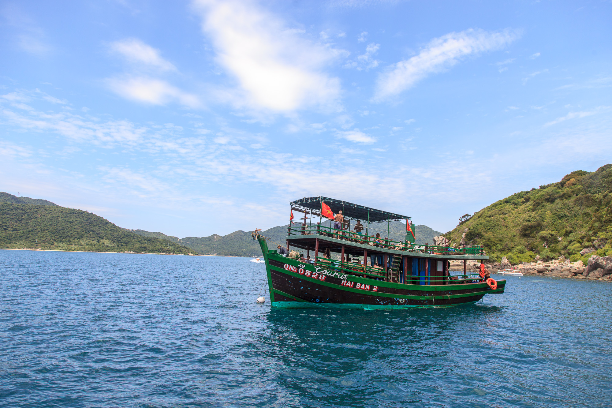 Так здесь выглядят дайв-боты