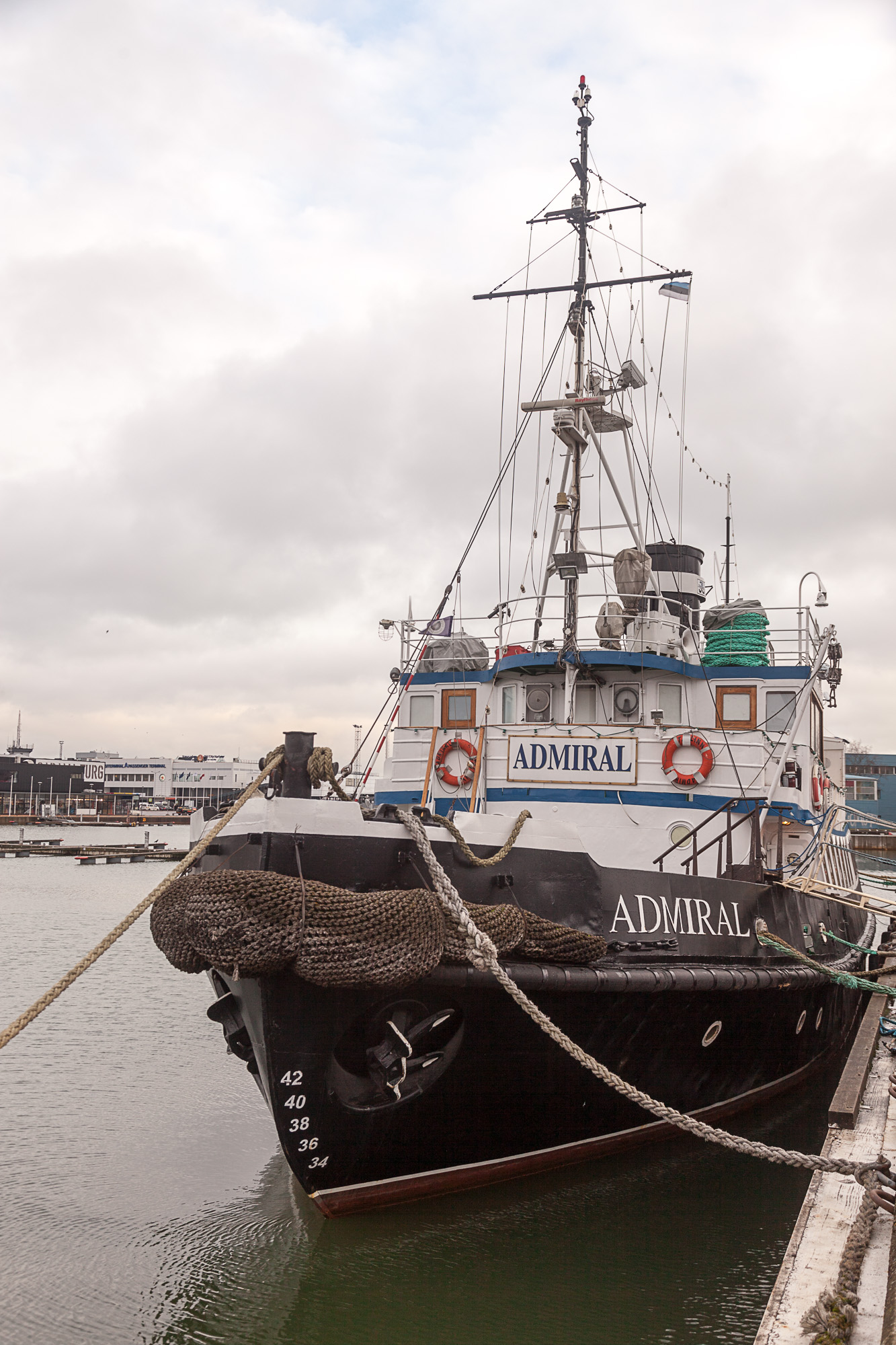 Паровой буксир "Адмирал"