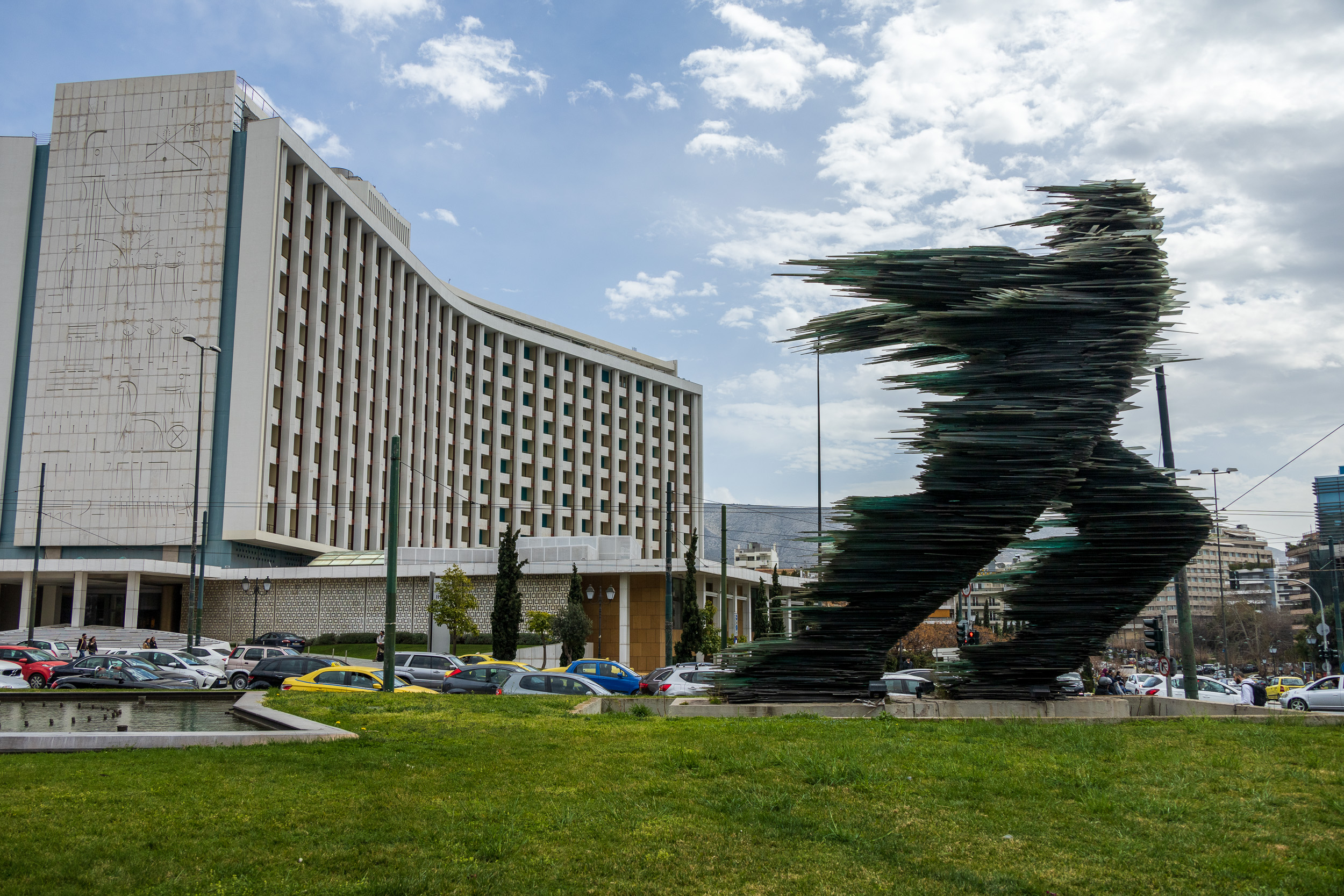 Скульптура «Бегун»