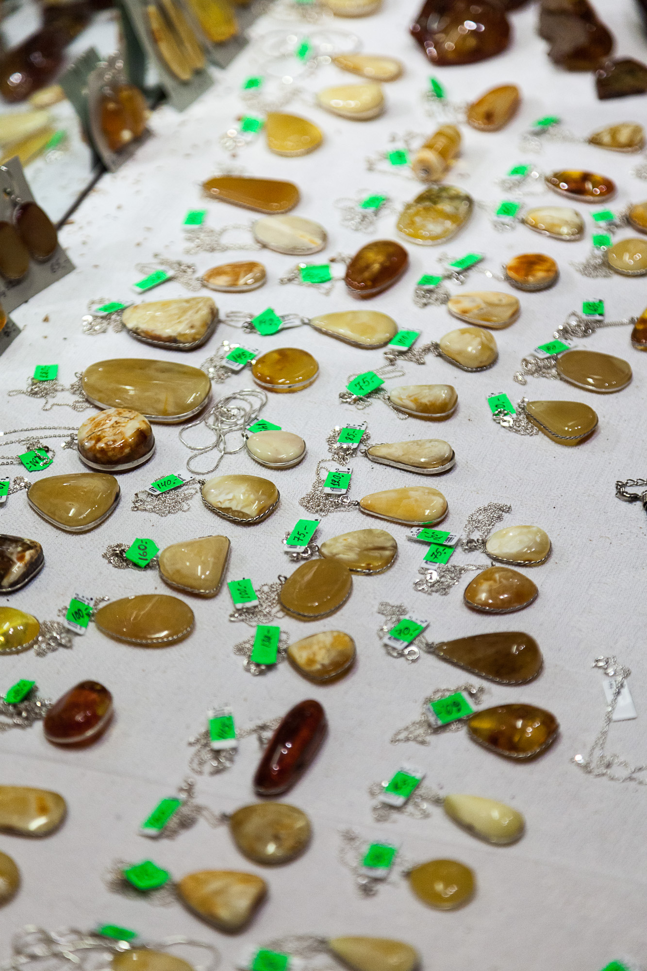 Изделия на продажу