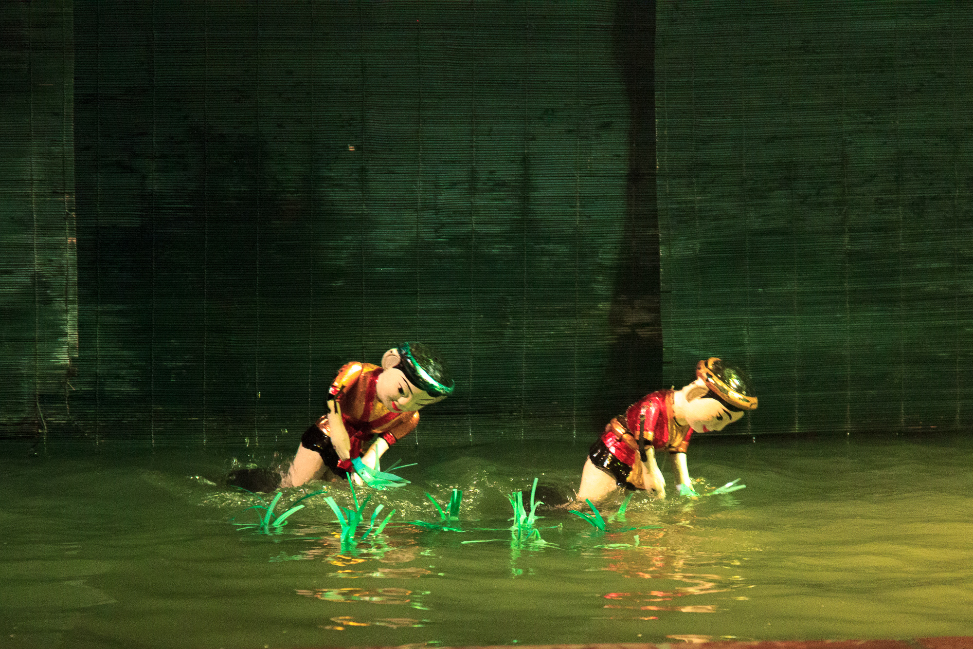 Представление водяного кукольного театра