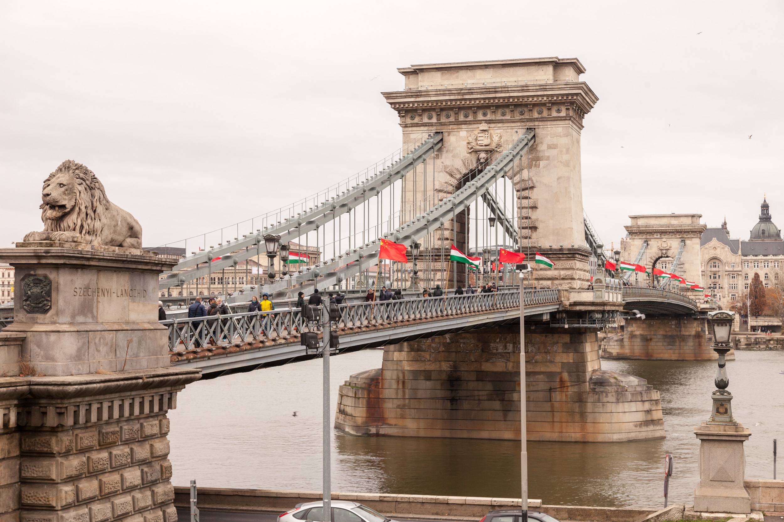 Цепной мост, вид на Пешт