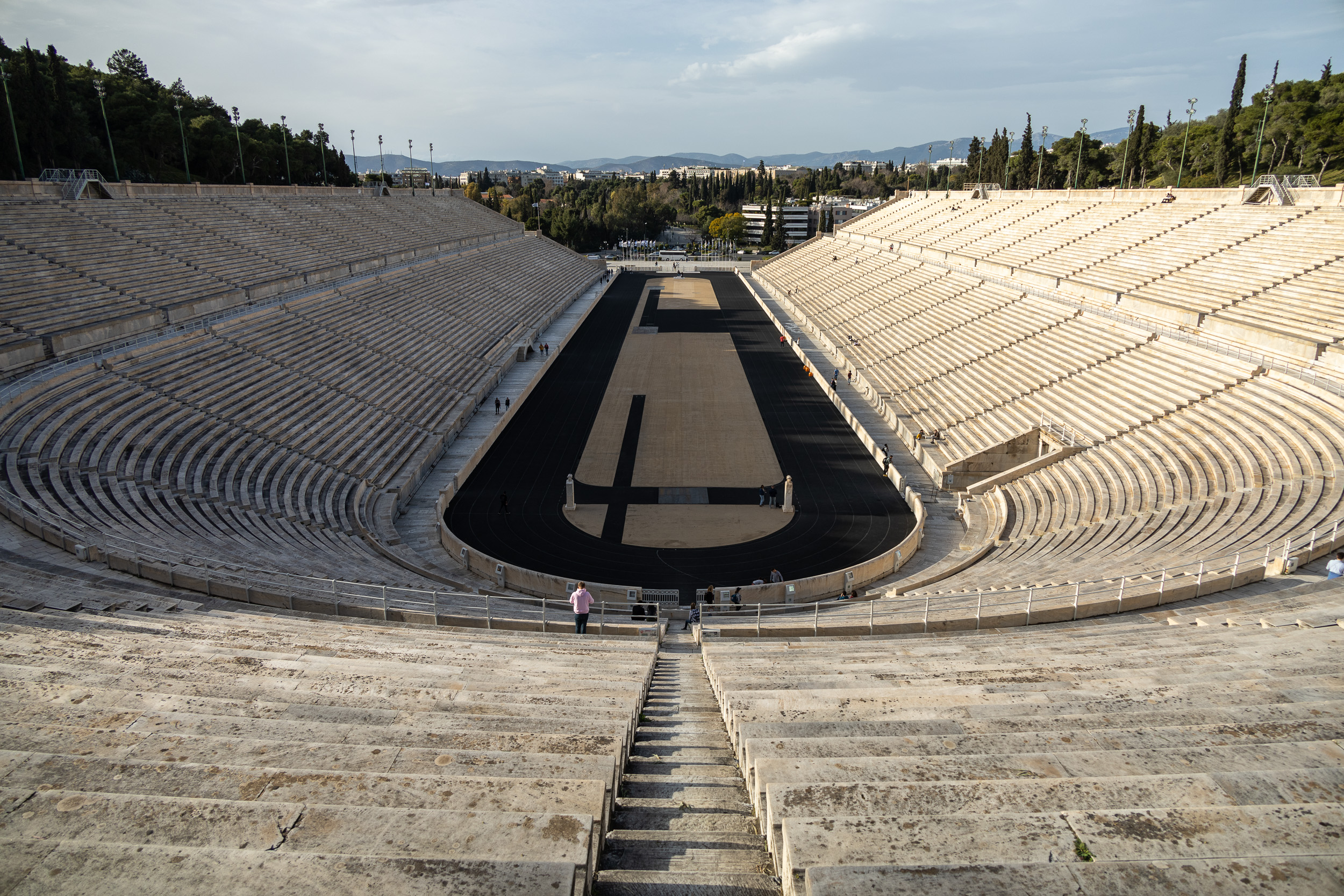 Первый олимпийский стадион. Греция стадион Панатинаикос. Стадион Панатинаикос (г. Афины). Панатинаикос стадион в древней Греции. Олимпийский стадион Афины.