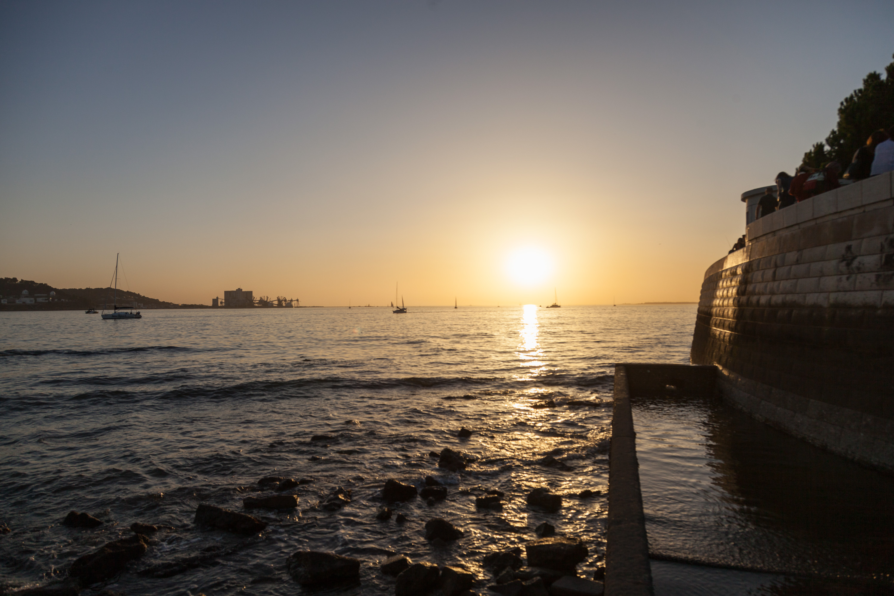 Закат над впадением Тежу в Атлантический океан