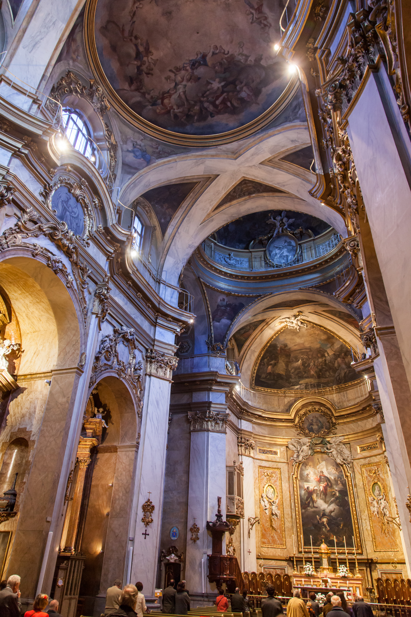 Базилика Сан-Мигель