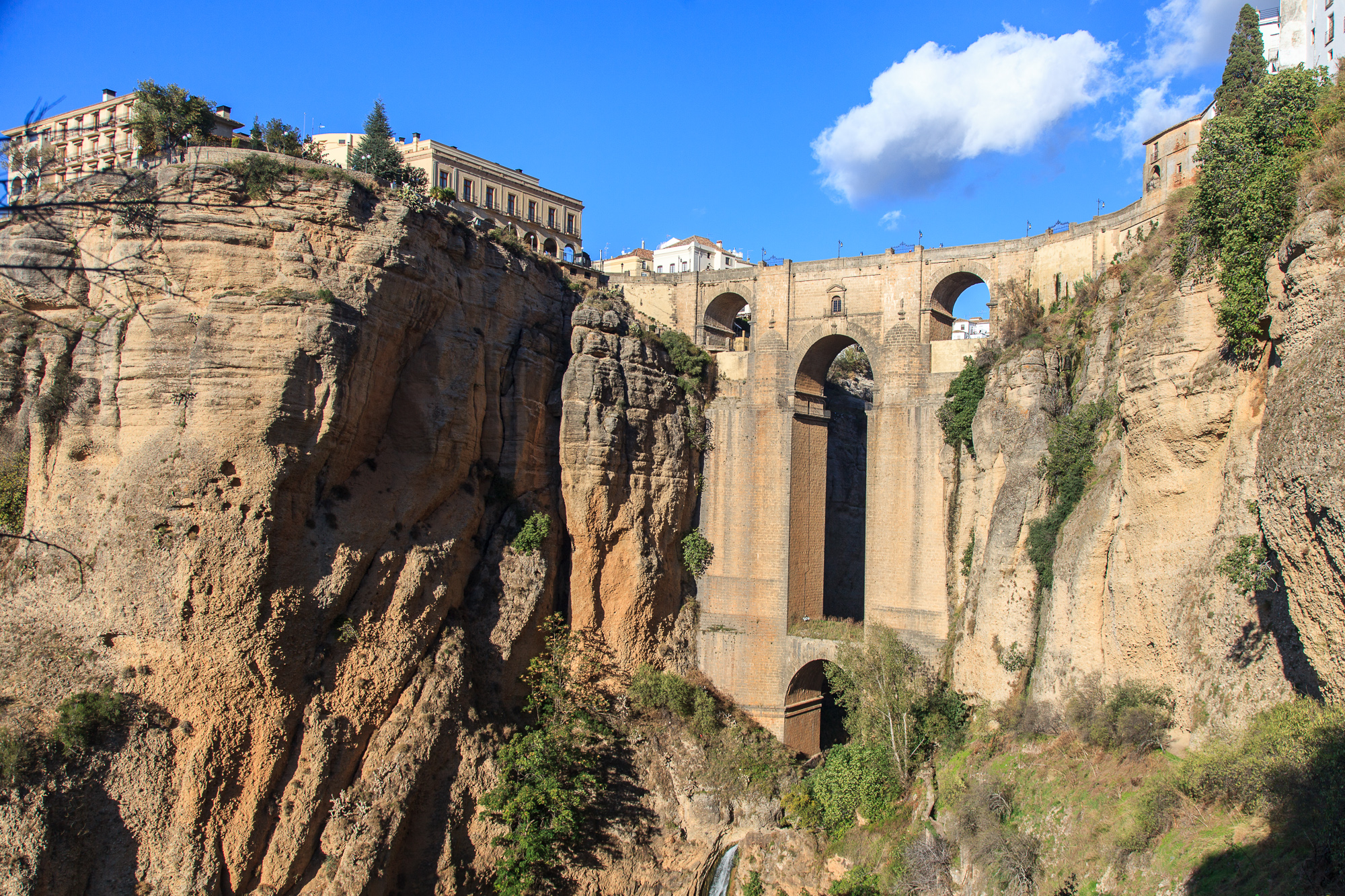 Ронда и Сетениль-де-лас-Бодегас