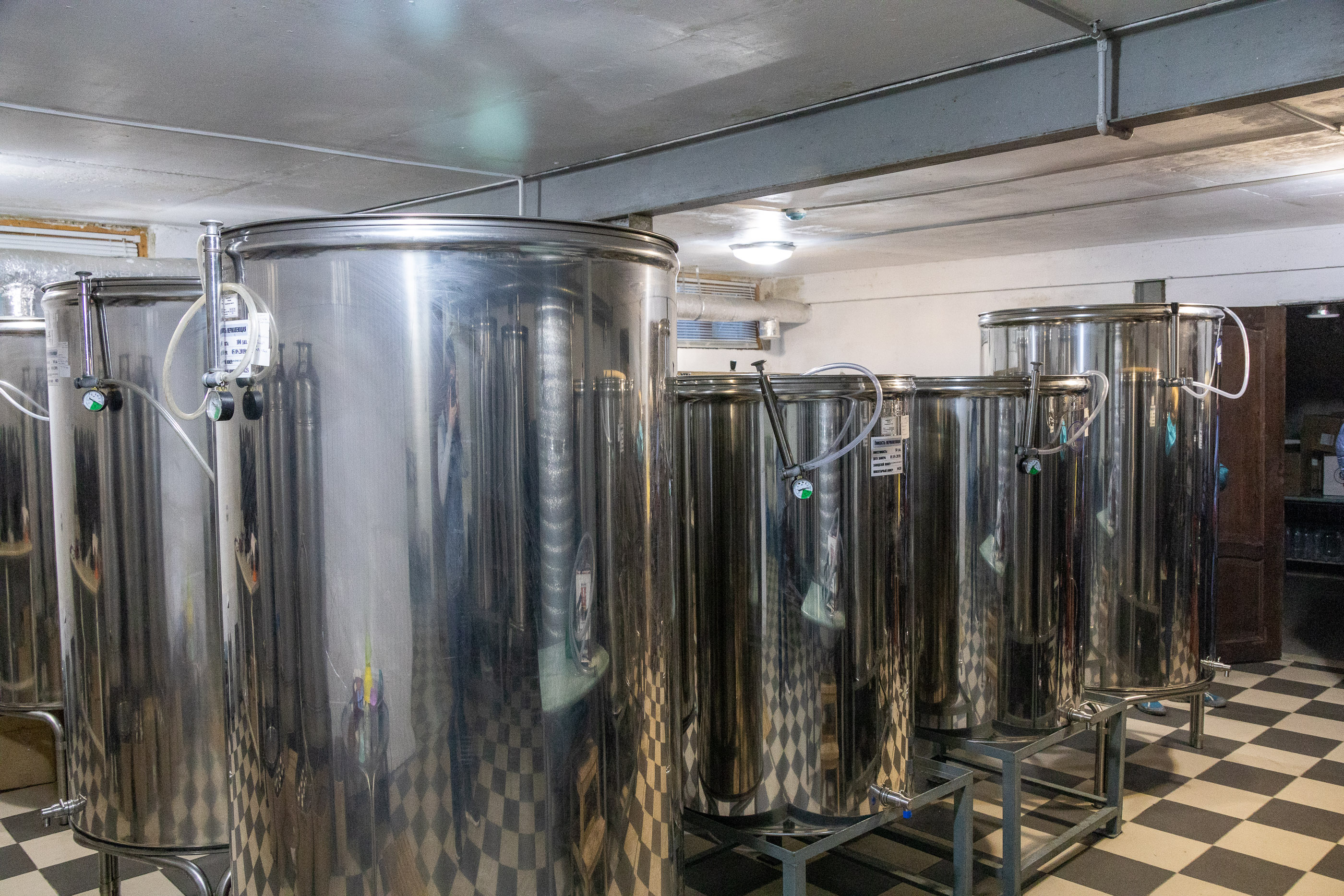 На винодельне Коза-Хутор